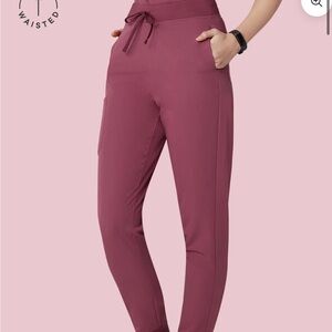 Elegant Women's Cropped Pants in Plum
